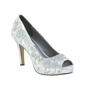 Dyable white/silver lace heels